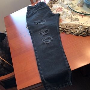 Hi-Rise Distressed Jeans Tori Mom